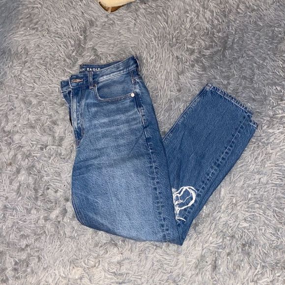 American Eagle Outfitters Denim - AEO Highest Rise Mom Jeans